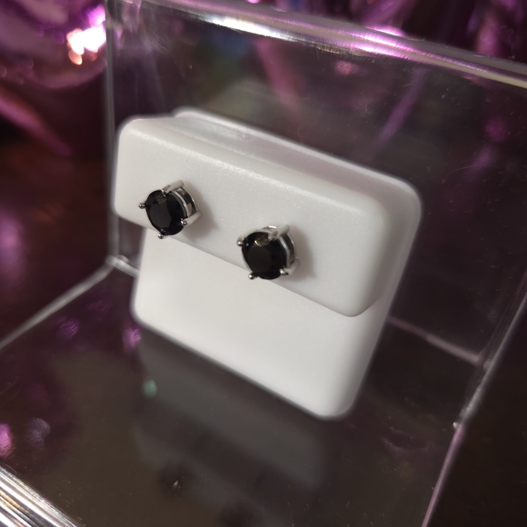 NWT 925 Sterling Silver 6MM 1.56 CTTW Black CZ Onyx Stud Earrings - Picture 3 of 4